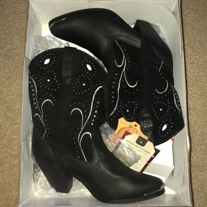 NWT Dingo Black Leather Bejeweled Cowboy Boots